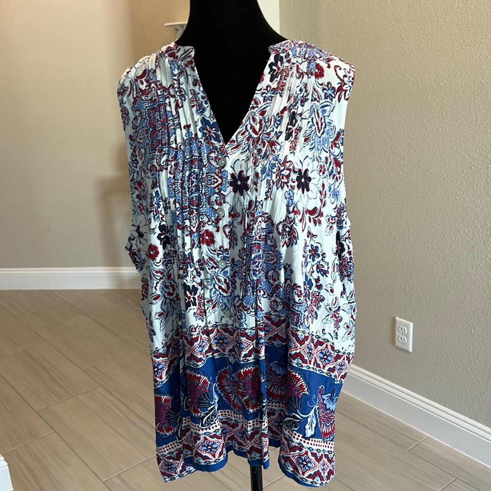 Red white and blue sleeveless blouse